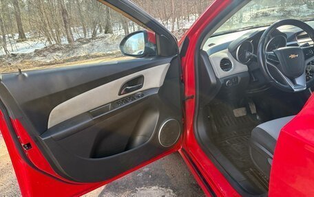 Chevrolet Cruze II, 2012 год, 700 000 рублей, 25 фотография