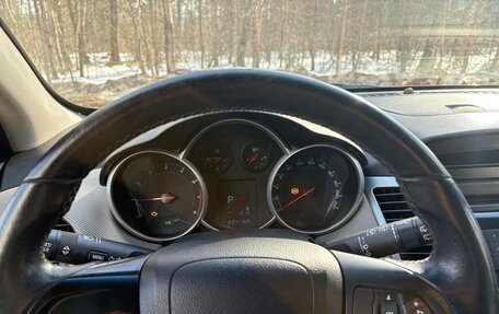 Chevrolet Cruze II, 2012 год, 700 000 рублей, 32 фотография