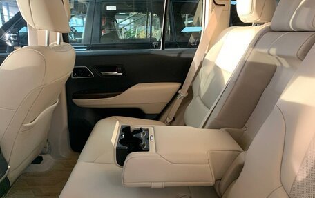 Toyota Land Cruiser, 2022 год, 12 999 990 рублей, 20 фотография