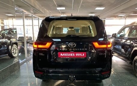 Toyota Land Cruiser, 2022 год, 12 999 990 рублей, 27 фотография