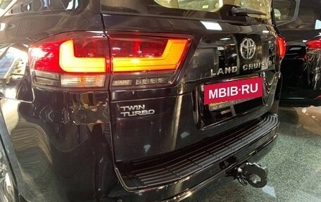 Toyota Land Cruiser, 2022 год, 12 999 990 рублей, 23 фотография