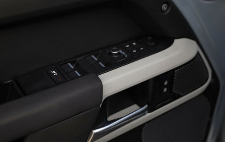 Land Rover Defender II, 2021 год, 4 950 000 рублей, 19 фотография