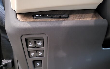 Lexus LM, 2025 год, 20 898 000 рублей, 35 фотография