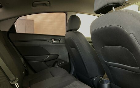 Hyundai Solaris II рестайлинг, 2018 год, 1 090 000 рублей, 12 фотография