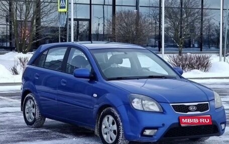 KIA Rio II, 2011 год, 555 500 рублей, 1 фотография