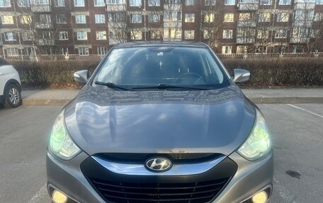 Hyundai ix35 I рестайлинг, 2012 год, 725 000 рублей, 2 фотография