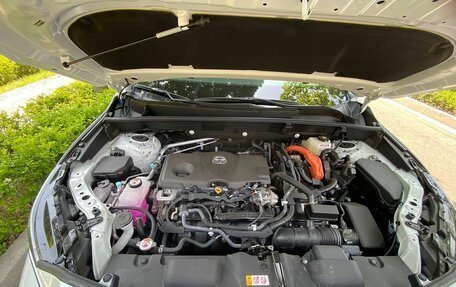 Toyota Harrier, 2023 год, 5 800 000 рублей, 15 фотография