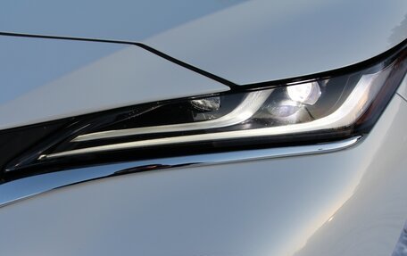 Toyota Harrier, 2023 год, 5 800 000 рублей, 4 фотография