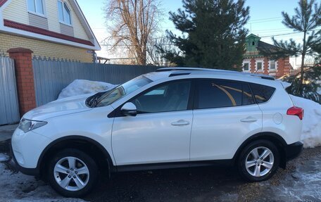 Toyota RAV4, 2014 год, 2 330 000 рублей, 12 фотография