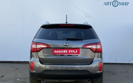 KIA Sorento II рестайлинг, 2015 год, 1 999 000 рублей, 6 фотография