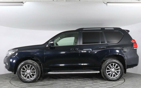 Toyota Land Cruiser Prado 150 рестайлинг 2, 2019 год, 5 999 000 рублей, 8 фотография