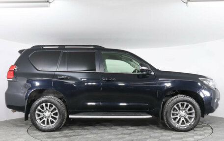 Toyota Land Cruiser Prado 150 рестайлинг 2, 2019 год, 5 999 000 рублей, 4 фотография