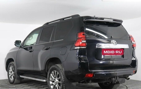 Toyota Land Cruiser Prado 150 рестайлинг 2, 2019 год, 5 999 000 рублей, 7 фотография