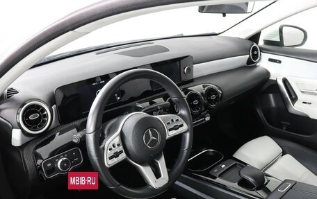 Mercedes-Benz A-Класс, 2019 год, 2 597 000 рублей, 9 фотография