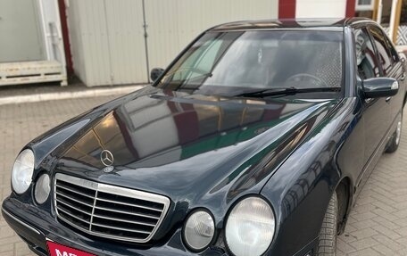 Mercedes-Benz E-Класс, 1998 год, 570 000 рублей, 1 фотография