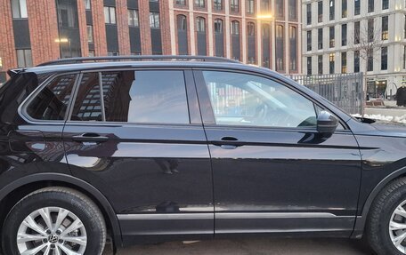 Volkswagen Tiguan II, 2021 год, 2 560 000 рублей, 4 фотография