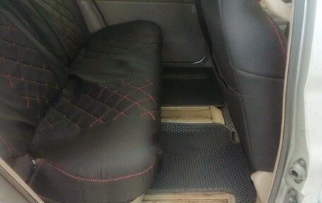 Nissan Liberty, 2001 год, 430 000 рублей, 6 фотография