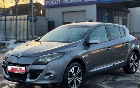 Renault Megane III, 2011 год, 570 000 рублей, 2 фотография