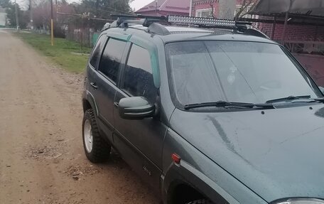 Chevrolet Niva I рестайлинг, 2006 год, 450 000 рублей, 2 фотография