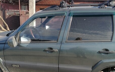 Chevrolet Niva I рестайлинг, 2006 год, 450 000 рублей, 10 фотография