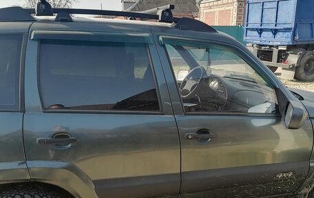 Chevrolet Niva I рестайлинг, 2006 год, 450 000 рублей, 14 фотография