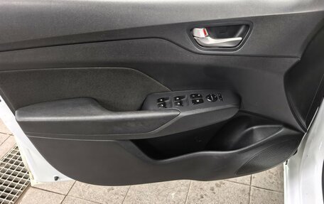 Hyundai Solaris II рестайлинг, 2019 год, 1 020 000 рублей, 6 фотография