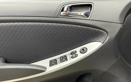 Hyundai Solaris II рестайлинг, 2012 год, 990 000 рублей, 6 фотография