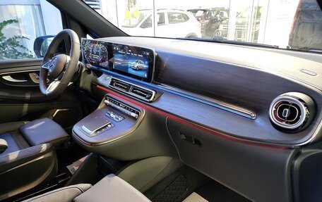 Mercedes-Benz V-Класс, 2025 год, 13 998 000 рублей, 17 фотография