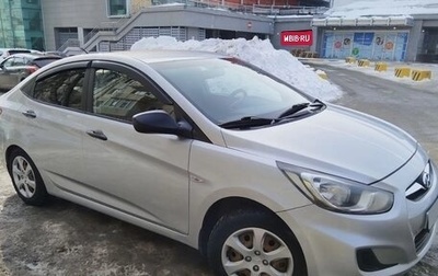 Hyundai Solaris II рестайлинг, 2013 год, 950 000 рублей, 1 фотография