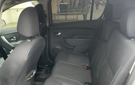 Renault Sandero II рестайлинг, 2015 год, 950 000 рублей, 12 фотография