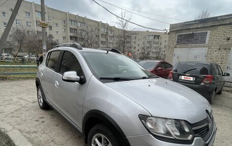 Renault Sandero II рестайлинг, 2015 год, 950 000 рублей, 10 фотография