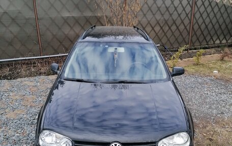 Volkswagen Golf IV, 2000 год, 230 000 рублей, 2 фотография