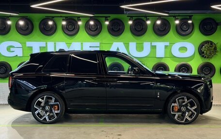 Rolls-Royce Cullinan, 2025 год, 78 900 000 рублей, 3 фотография