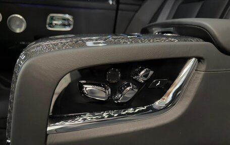 Rolls-Royce Cullinan, 2025 год, 78 900 000 рублей, 10 фотография