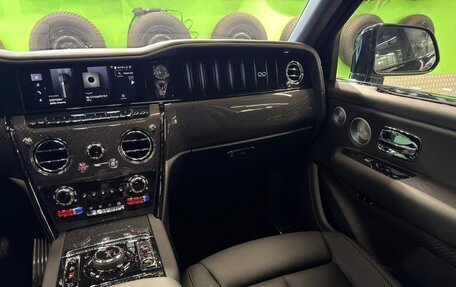 Rolls-Royce Cullinan, 2025 год, 78 900 000 рублей, 7 фотография