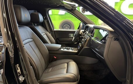 Rolls-Royce Cullinan, 2025 год, 78 900 000 рублей, 13 фотография