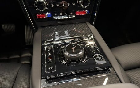 Rolls-Royce Cullinan, 2025 год, 78 900 000 рублей, 24 фотография