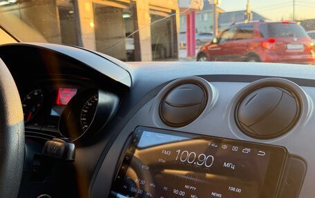 SEAT Ibiza IV рестайлинг 2, 2012 год, 480 000 рублей, 23 фотография