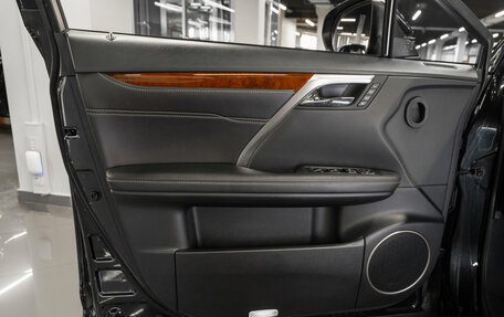 Lexus RX IV рестайлинг, 2016 год, 4 600 000 рублей, 26 фотография