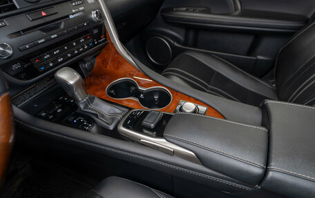 Lexus RX IV рестайлинг, 2016 год, 4 600 000 рублей, 18 фотография