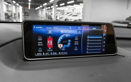 Lexus RX IV рестайлинг, 2016 год, 4 600 000 рублей, 22 фотография