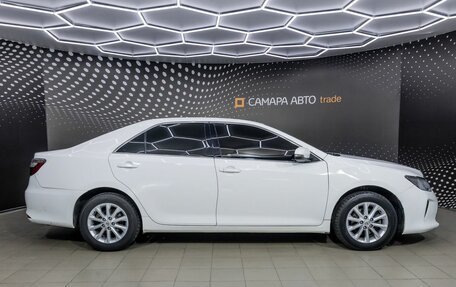 Toyota Camry, 2016 год, 1 310 000 рублей, 8 фотография