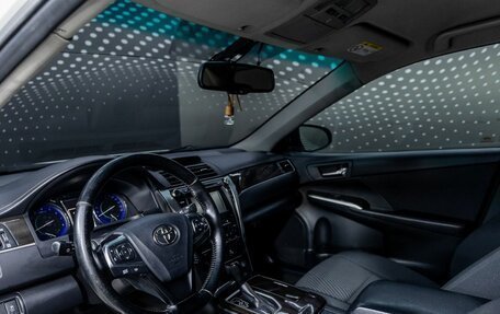 Toyota Camry, 2016 год, 1 310 000 рублей, 13 фотография