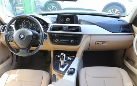 BMW 3 серия, 2015 год, 1 549 000 рублей, 15 фотография