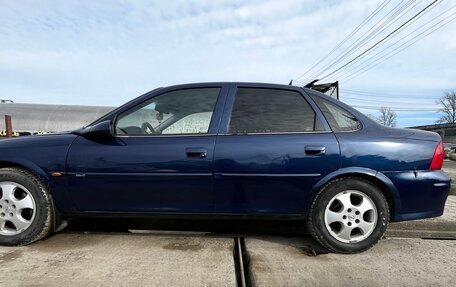 Opel Vectra B рестайлинг, 1999 год, 250 000 рублей, 3 фотография