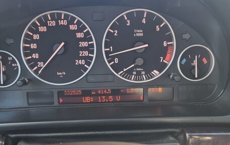 BMW 5 серия, 2002 год, 820 000 рублей, 18 фотография