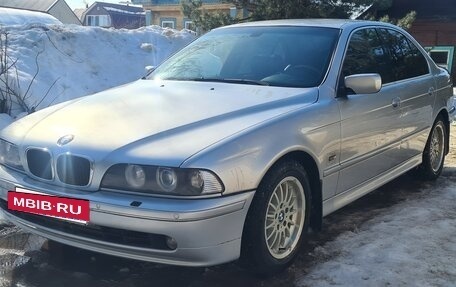 BMW 5 серия, 2002 год, 820 000 рублей, 13 фотография