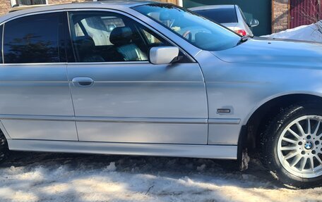 BMW 5 серия, 2002 год, 820 000 рублей, 21 фотография