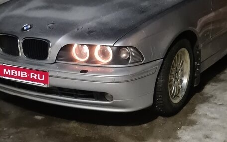 BMW 5 серия, 2002 год, 820 000 рублей, 33 фотография