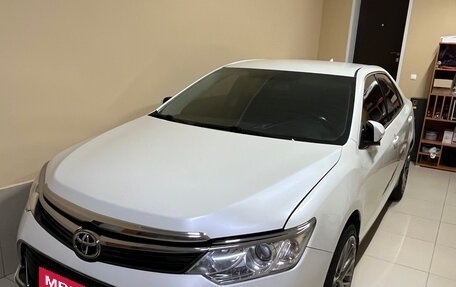 Toyota Camry, 2018 год, 2 700 000 рублей, 1 фотография